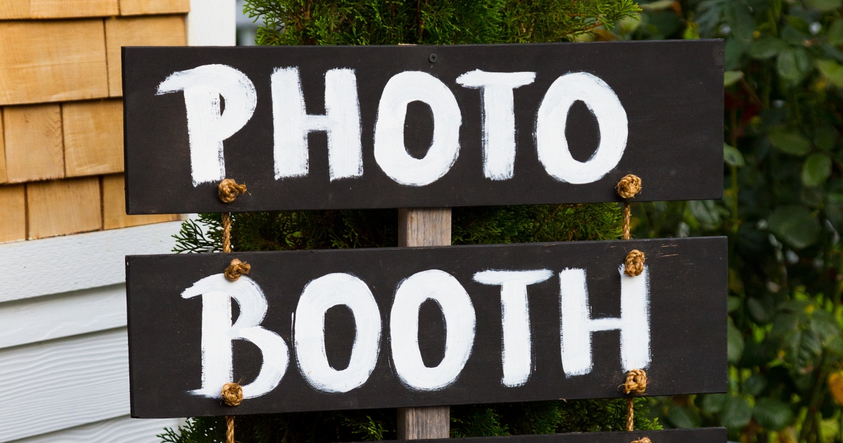How much can you earn from Photo Booth business