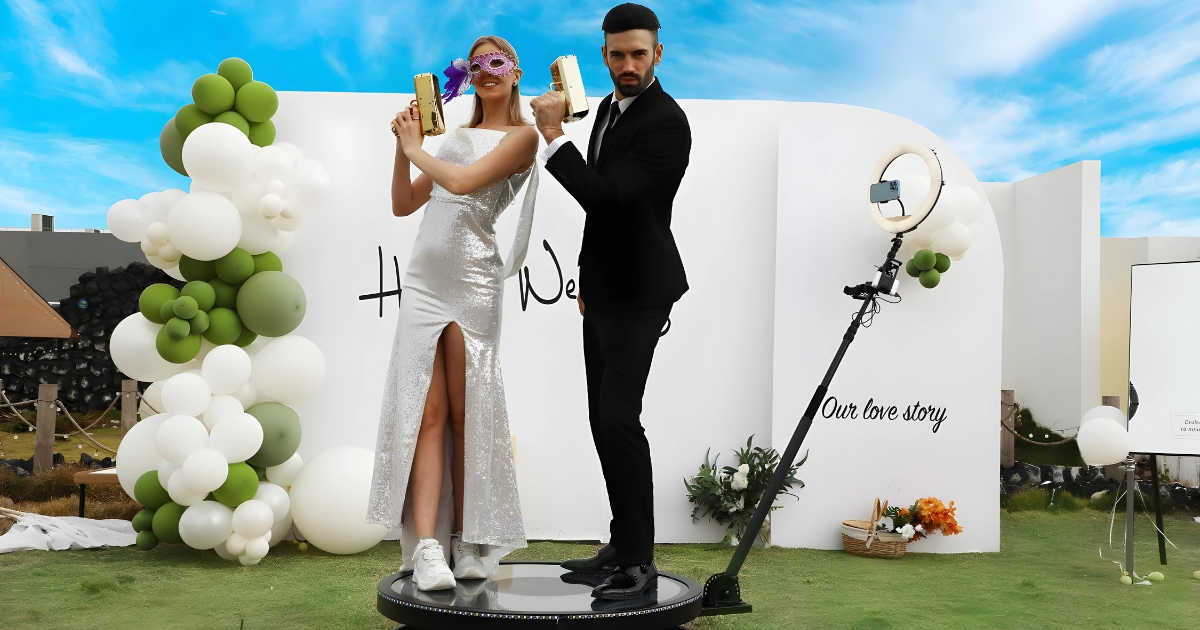 Reasons Why You Need A 360 Photo Booth At Your Next Event