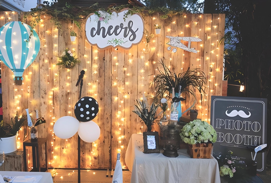 photo booth at your wedding reception